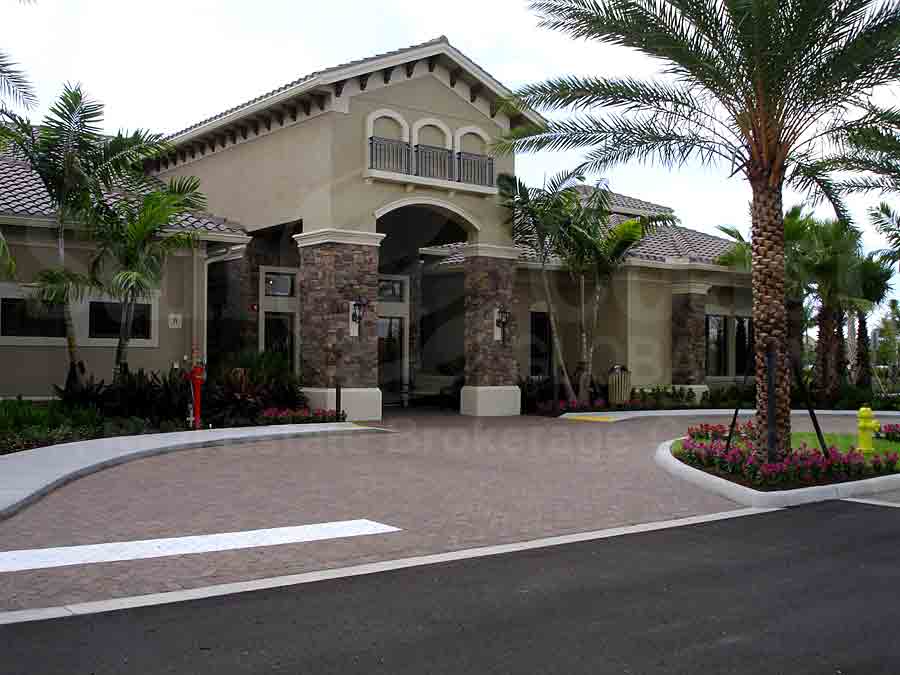 RIVERSTONE Clubhouse